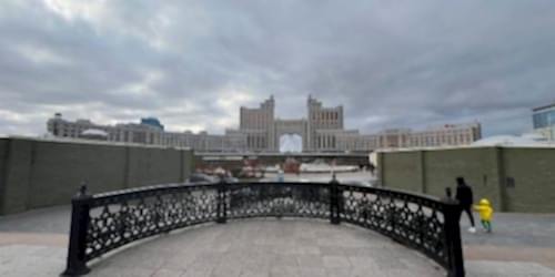 photo_5260225505054026877_y